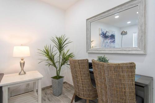Apartamento Designer 1 Bedroom Apt - A Master Suite Unit # 7