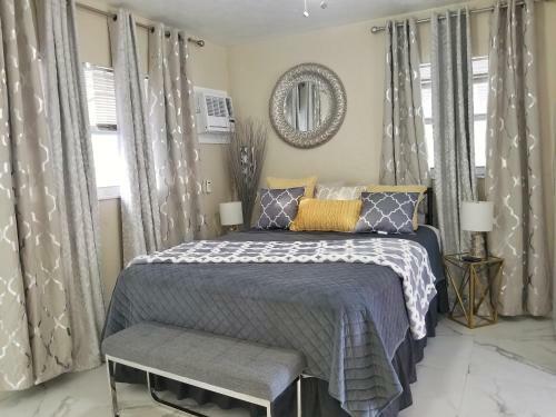 Hostal Glam Private Studio 4 Miles From Beach