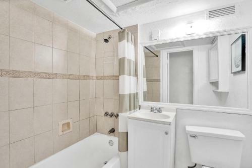 Hotel Beach Front Suite At Hollywood Beach Resort, Direct Beach Access, Swimming Pool