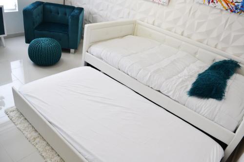 Renovated Luxury Studio Apartment In Downtown! 27