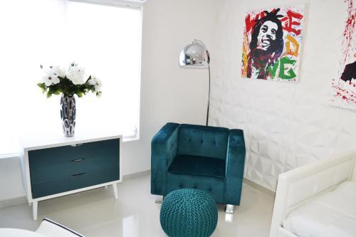 Renovated Luxury Studio Apartment In Downtown! 27