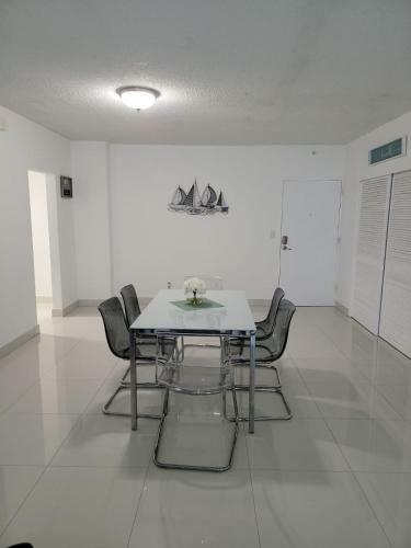 Apartamento Paradise On Hollywood Beach 2 Bed 2 Bath