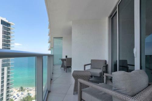 Oceanview 2 Bedroom Apt - Hyde Resort Hollywood