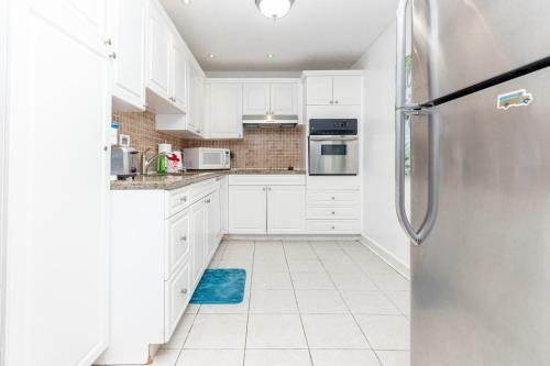 1br / 1ba Apartment With Ocean View + Beach Access And Pool