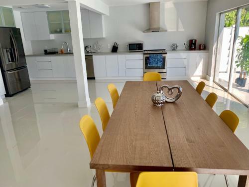 Aqua Vista Heated Pool Vacation Home Beach Within 6 Minutes