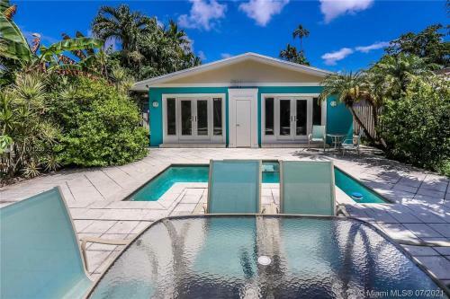 Lovelee Villa: Luxury Hollywood 4 Bedroom W/pool