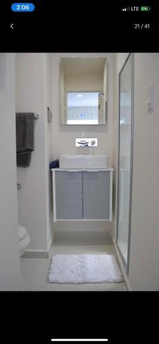 Renovated Luxury Studio Apartment In Downtown! 26