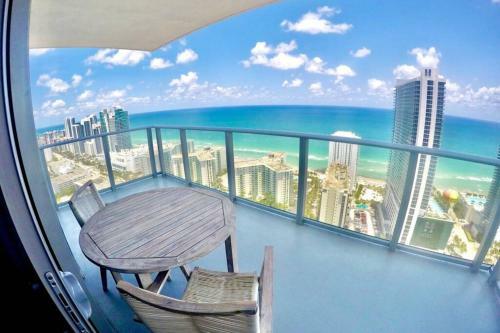 Apartamento Luxury Condo W/jacuzzi + Amenities