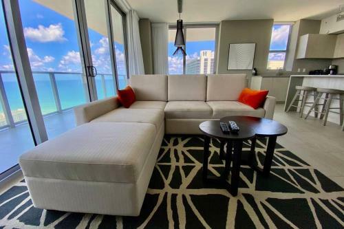 Apartamento Luxury Condo W/jacuzzi + Amenities