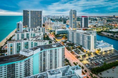 Wfront Retreat, Pool, Min To Beach, Miami, F. Laud