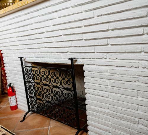 Charming Historical Paradise Home Close To Beach