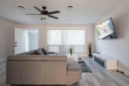Supervilla - 3br/2ba - Pool - New House!