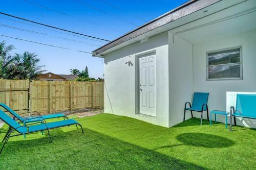7 Min From Beach Cozy Hollywood Getaway