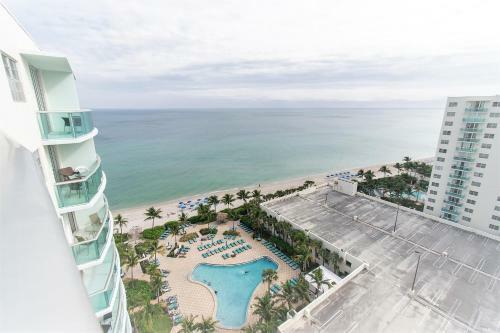 Apartamento Beach Penthouse W/king Bed