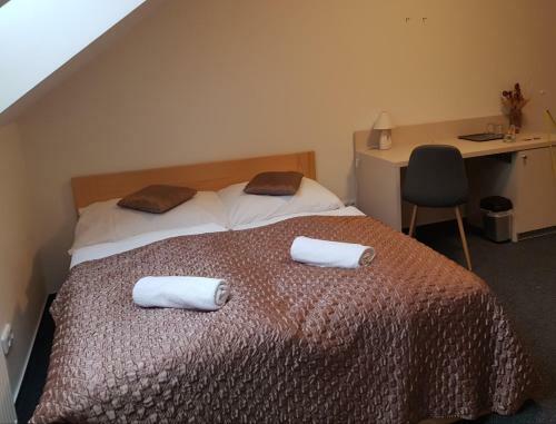 Hostal Pension A Restaurace U Soused?
