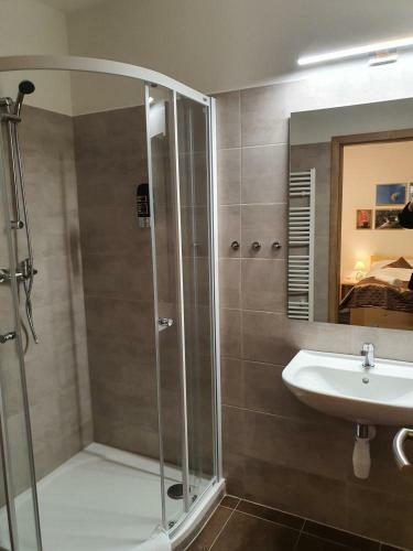 Hostal Pension A Restaurace U Soused?