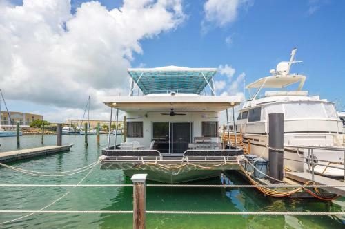 Houseboat In The Harbour