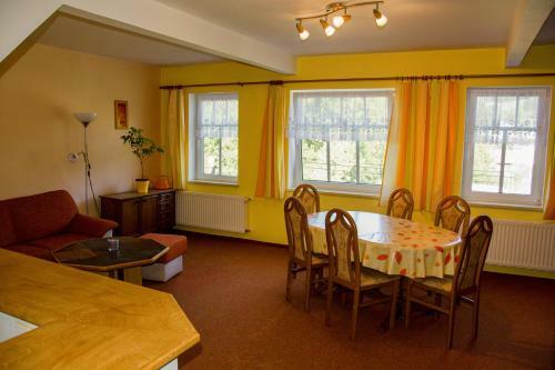 Lodge Horsk� Chata Hugo