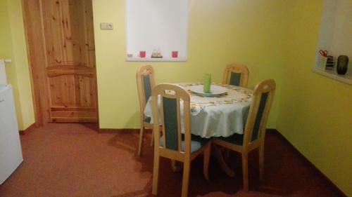 Lodge Horsk� Chata Hugo