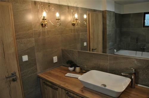 Village Romantic Apartment By ?esk� Krumlov - Adults Only