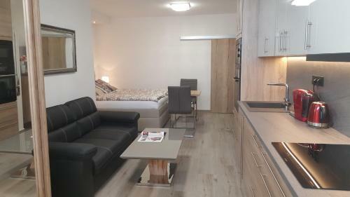 Village Romantic Apartment By ?esk� Krumlov - Adults Only