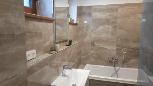 Village Romantic Apartment By ?esk� Krumlov - Adults Only