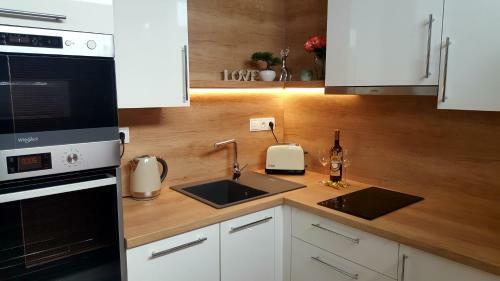 Village Romantic Apartment By ?esk� Krumlov - Adults Only