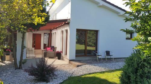 Village Romantic Apartment By ?esk� Krumlov - Adults Only