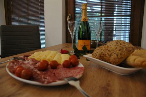 Village Romantic Apartment By ?esk� Krumlov - Adults Only
