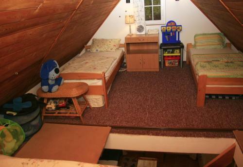 Tane?ek - Mal� Apartm�n U Rodinn�ho Domu