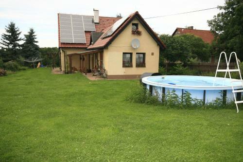 Tane?ek - Mal� Apartm�n U Rodinn�ho Domu