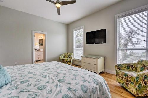 Spacious Miramar Beach Cottage With Pvt Beach Access!