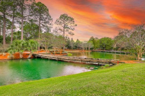 Sandestin: Laurel Way