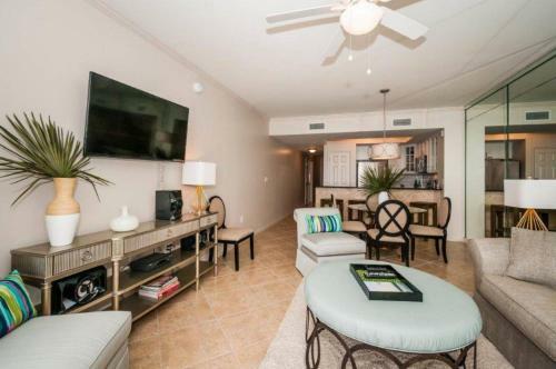 Majestic Sun 1108b By Destin Getaways