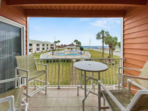 Tradewinds Condominium #26 By Destin Getaways