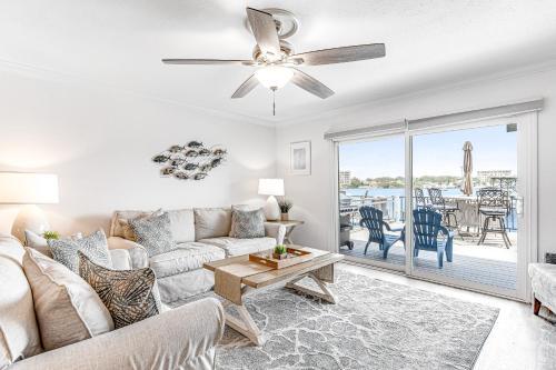 Harbor Hideaway