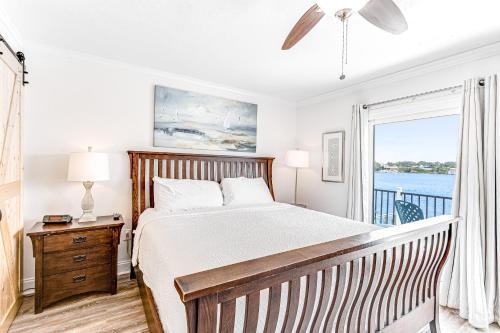 Harbor Hideaway