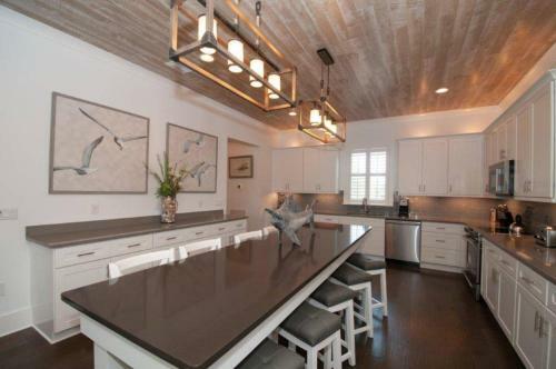 Sunshine Retreat By Destin Getaways