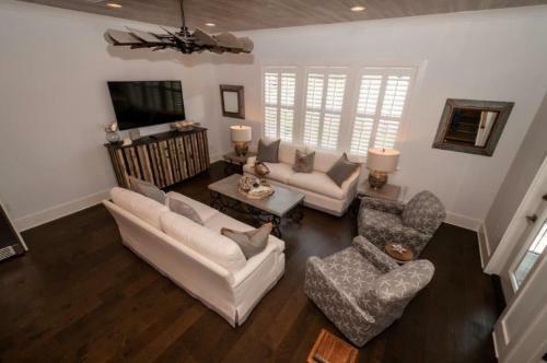 Sunshine Retreat By Destin Getaways