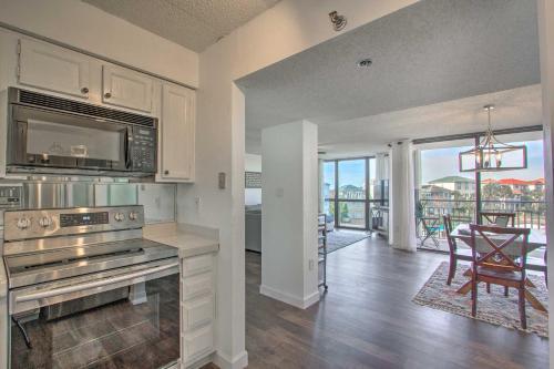 Apartamento Airy Destin Condo With Pool - Walk To Private Beach!