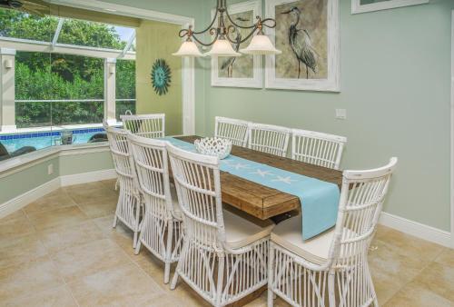 Villa Daydreaming - 1784241