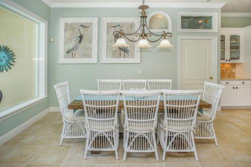 Villa Daydreaming - 1784241