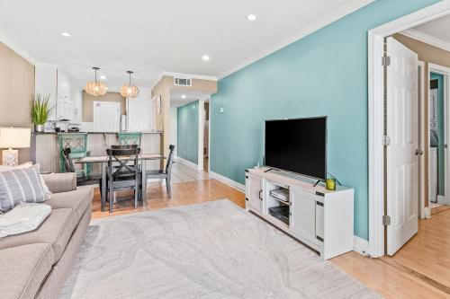 Tradewinds Condos
