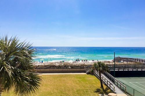 Holiday Surf & Racquet 411