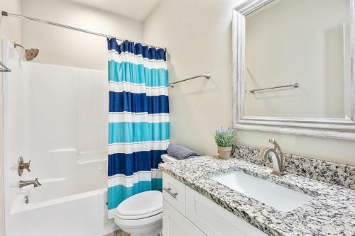 New Luxury Home! New Private Pool! Gated Community!