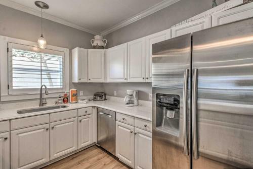 Grand Destin Getaway - Walk A Block To The Beach!