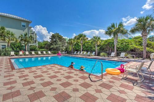 Bright And Modern Townhome Steps To Miramar Beach!