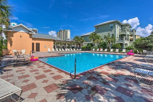 Bright And Modern Townhome Steps To Miramar Beach!