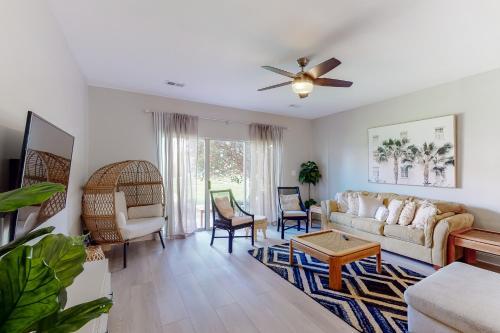 Gulf Walk 205
