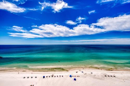 Pelican Beach Resort II